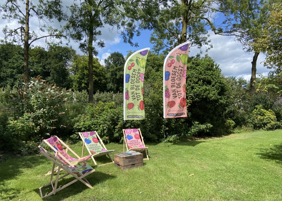 Promotiematerialen Oogstcampagne brengen kleur in het Rivierengebied