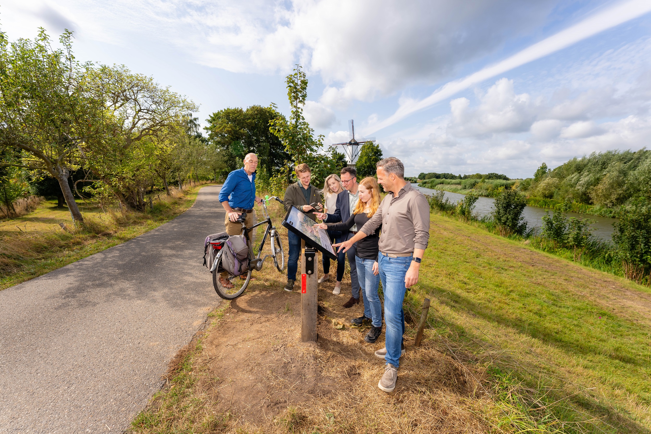 Lancering panoramaborden ‘landmark’ bij Asperen en Deil